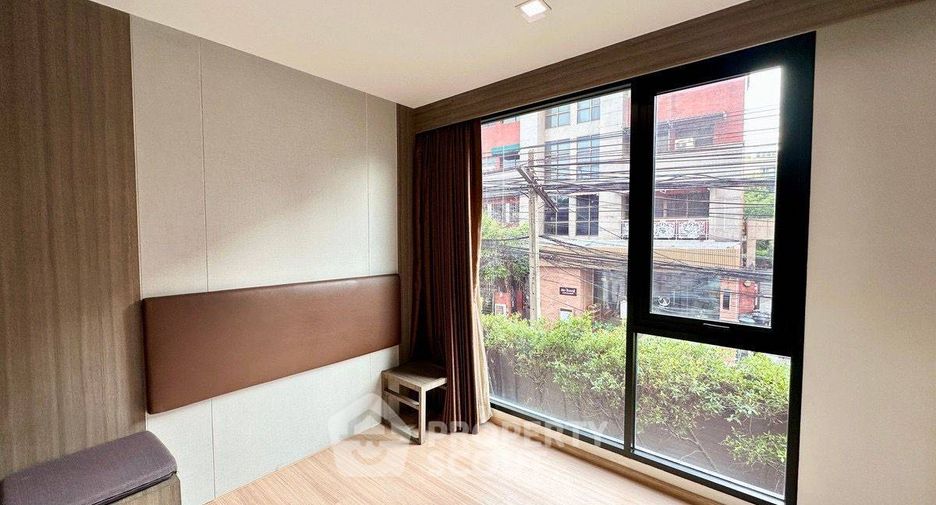 For sale 2 bedrooms condo in Watthana, Bangkok