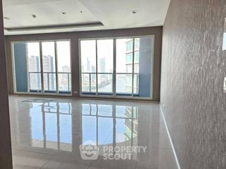 ขาย 3 ห้องนอน คอนโด ใน บางคอแหลม, กรุงเทพฯ