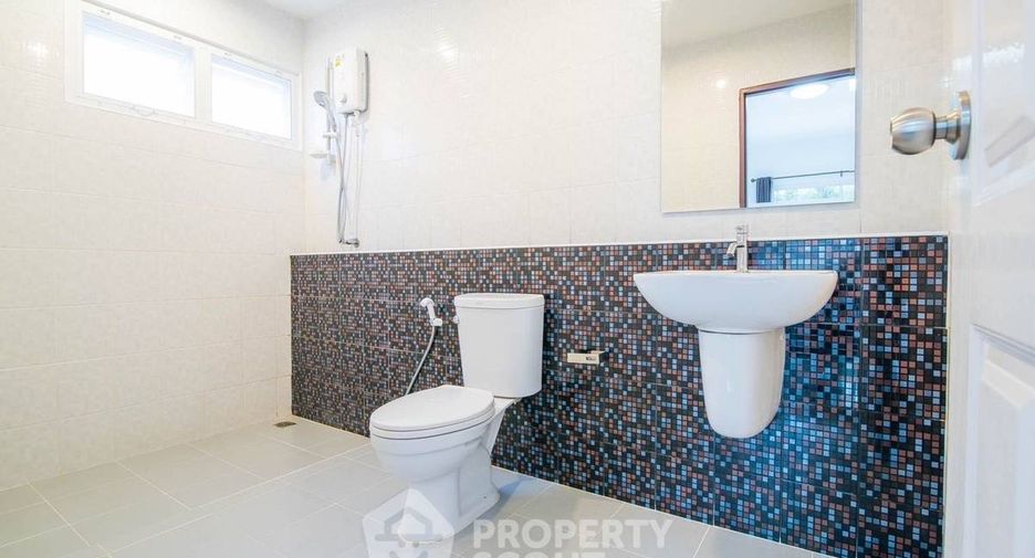 Haus zum Kauf mit 4 Zimmer in Hua Hin, Prachuap Khiri Khan