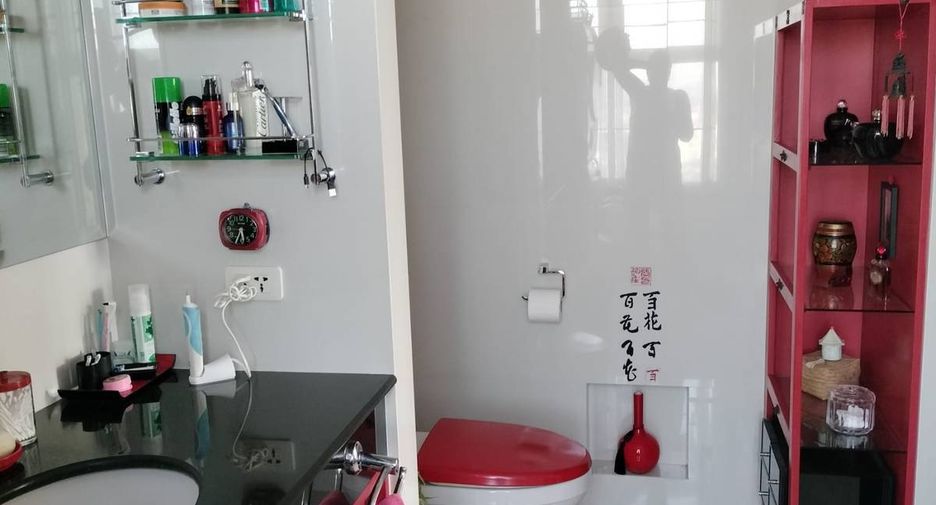 For sale 2 bedrooms condo in Sattahip, Chonburi