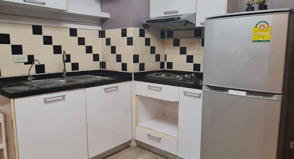 For sale 2 bedrooms condo in Din Daeng, Bangkok