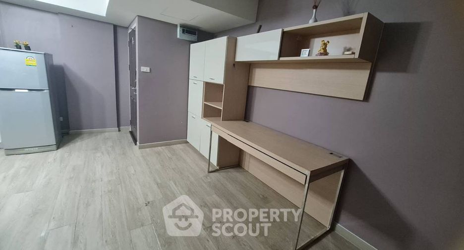 For sale 2 bedrooms condo in Din Daeng, Bangkok
