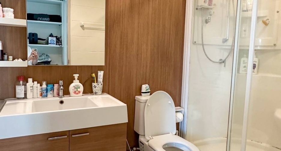 For sale 2 bedrooms condo in Sathon, Bangkok