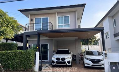 For sale 3 bedrooms house in Khlong Sam Wa, Bangkok