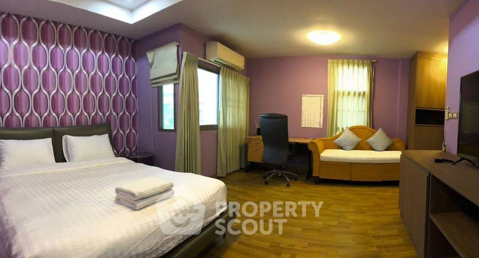For sale 3 bedrooms townhouse in Pak Kret, Nonthaburi