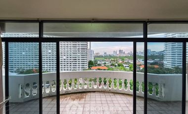 For sale 2 bedrooms condo in Pratumnak, Pattaya
