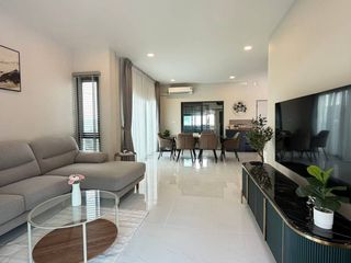For rent 4 bedrooms house in Bang Phli, Samut Prakan