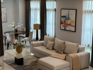 For rent and for sale 5 bedrooms house in Saphan Sung, Bangkok