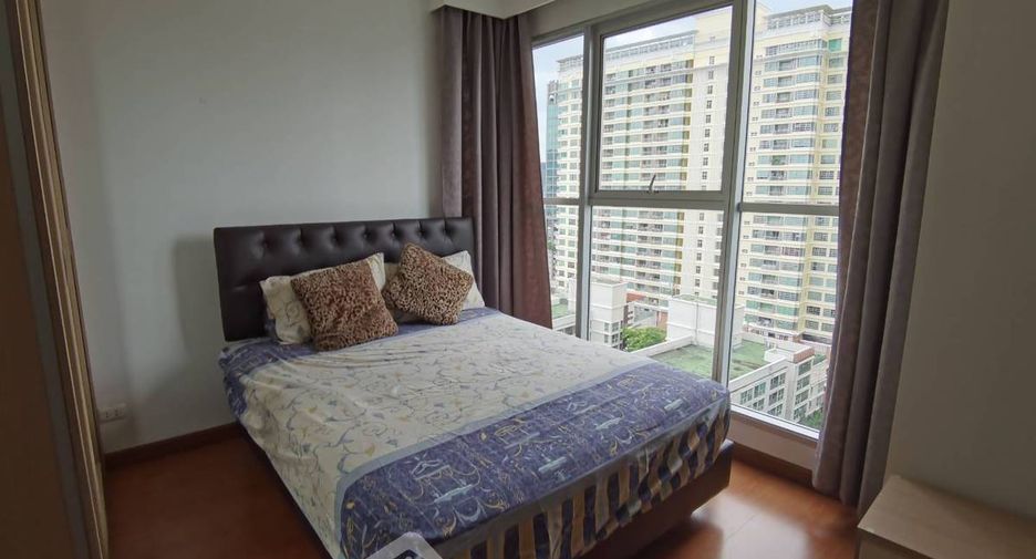For rent and for sale 2 bedrooms condo in Pathum Wan, Bangkok