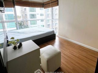 Продажа 2 спальни кондо в Пхаси Чароен, Бангкок