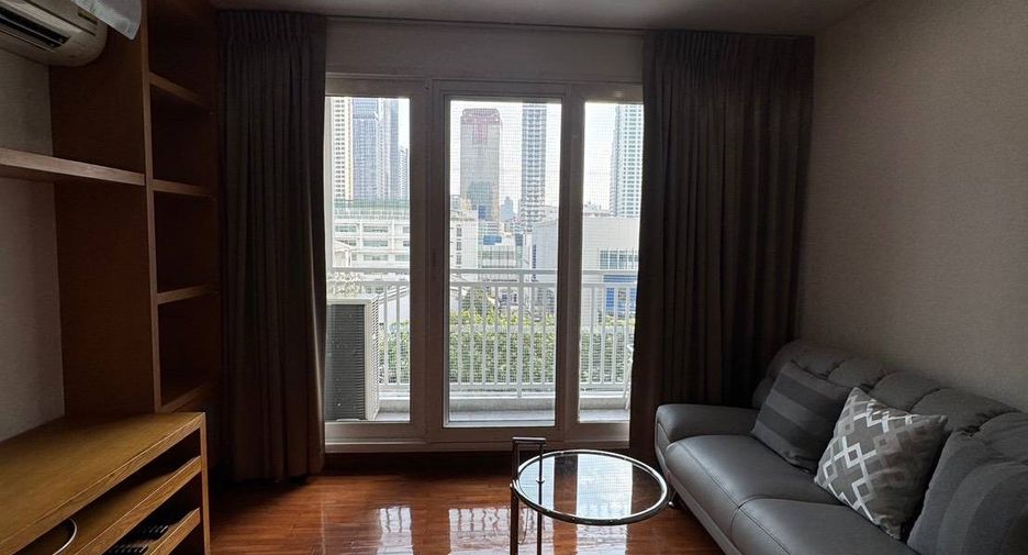 For rent and for sale 1 bed condo in Watthana, Bangkok