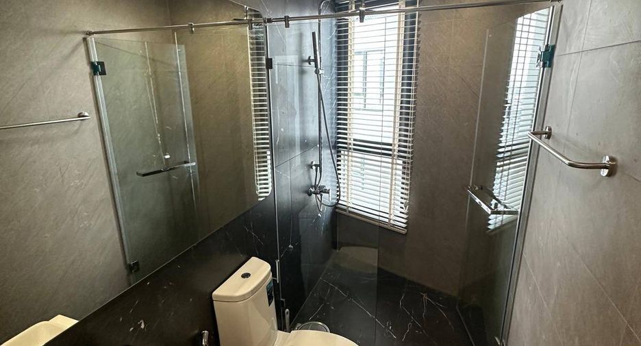 For sale 2 bedrooms condo in Bang Na, Bangkok