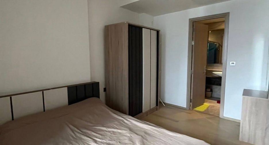 For sale 1 bed condo in Huai Khwang, Bangkok