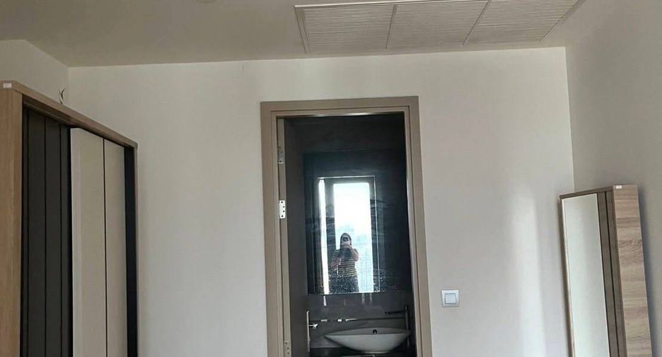 For sale 1 bed condo in Huai Khwang, Bangkok