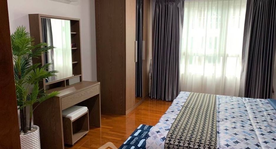 For sale 1 bed condo in Watthana, Bangkok