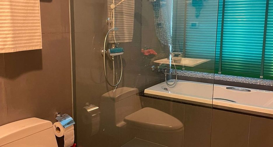 For rent 1 bed condo in Khlong Toei, Bangkok