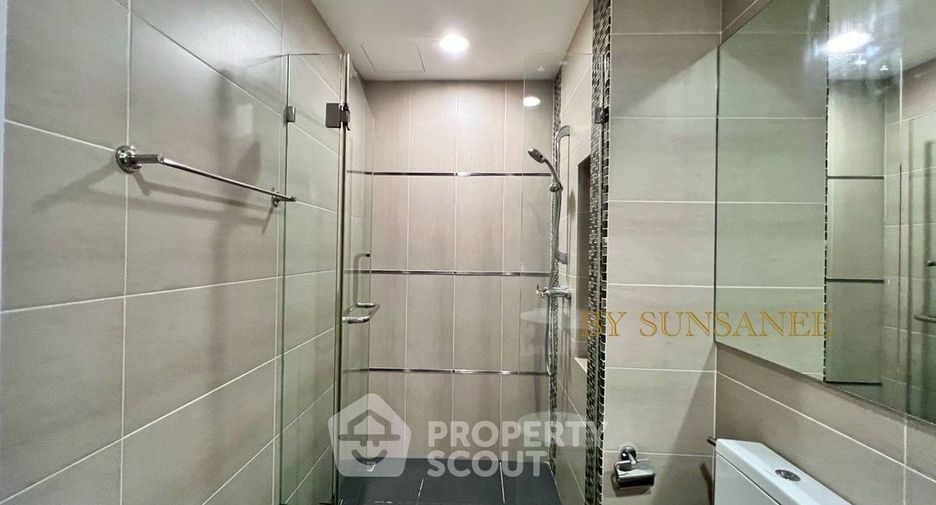 For sale 2 bedrooms condo in Sathon, Bangkok
