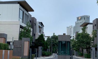 Reihenhaus zum Kauf mit 5 Zimmer in Yan Nawa, Bangkok