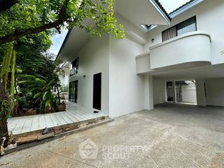 Haus zur Miete mit 5 Zimmer in Watthana, Bangkok