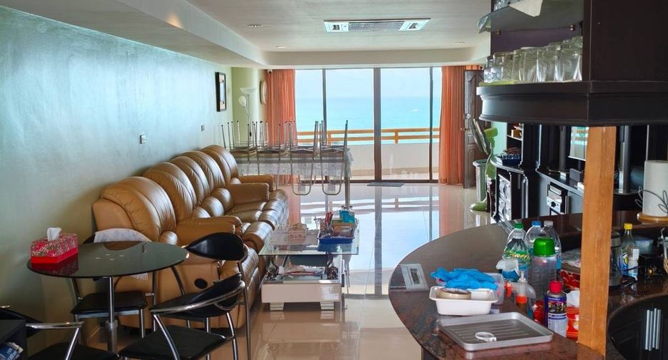 For rent 2 bedrooms condo in Sattahip, Chonburi