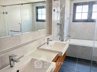 For rent 4 bedrooms house in Bang Phli, Samut Prakan