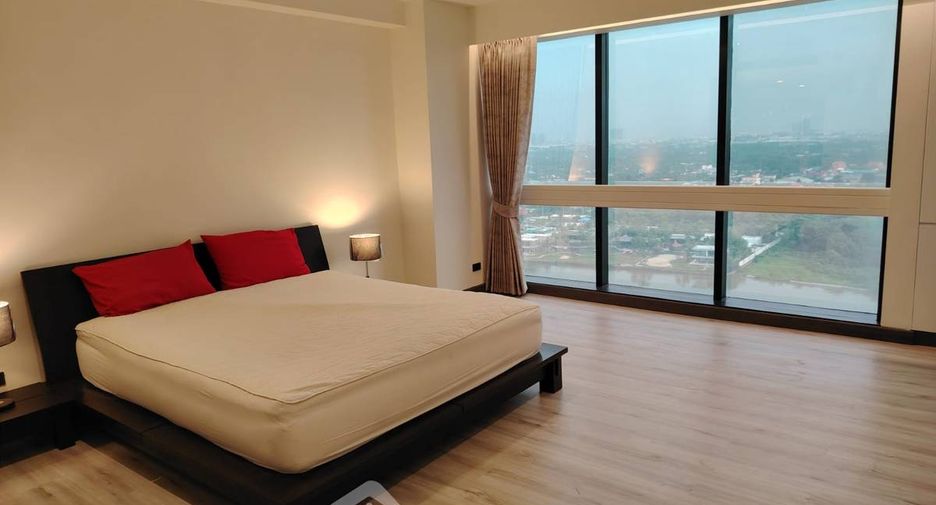 For rent 3 bedrooms condo in Bang Kho Laem, Bangkok