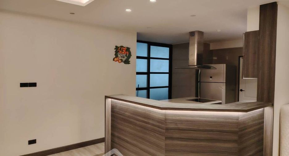 For rent 3 bedrooms condo in Bang Kho Laem, Bangkok