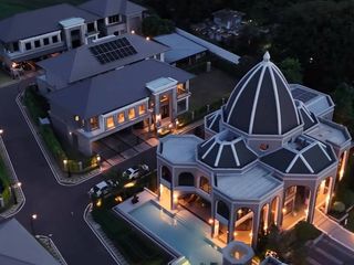 For rent and for sale 5 bedrooms house in Khan Na Yao, Bangkok