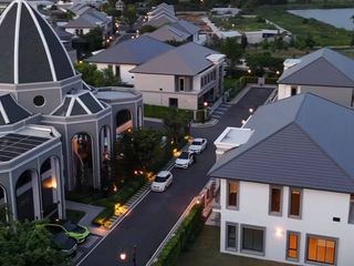 For rent and for sale 5 bedrooms house in Khan Na Yao, Bangkok