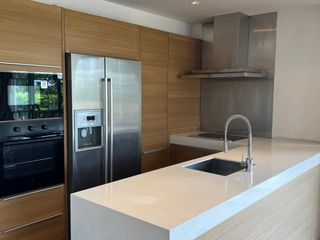 For sale 3 bedrooms condo in Yan Nawa, Bangkok