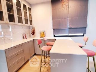 For rent 3 bedrooms townhouse in Lat Krabang, Bangkok