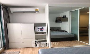 À vendre 1 chambre condo à Bang Phlat, Bangkok
