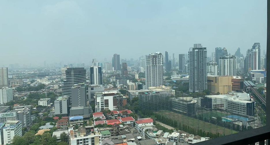 Wohnung zum Kauf mit 2 Zimmer in Khlong Toei, Bangkok