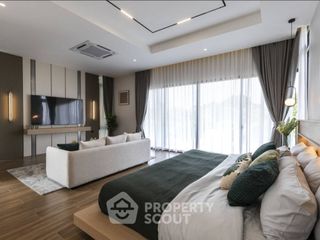 For sale 6 bedrooms villa in Bang Lamung, Chonburi