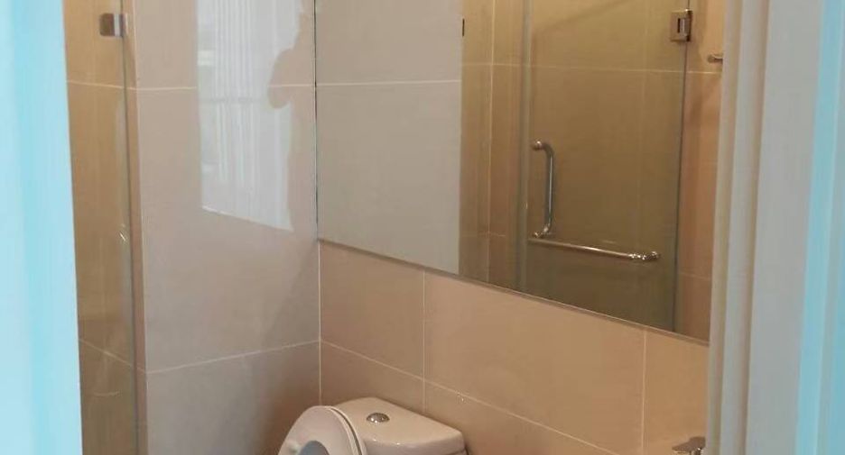 For sale 1 bed condo in Huai Khwang, Bangkok