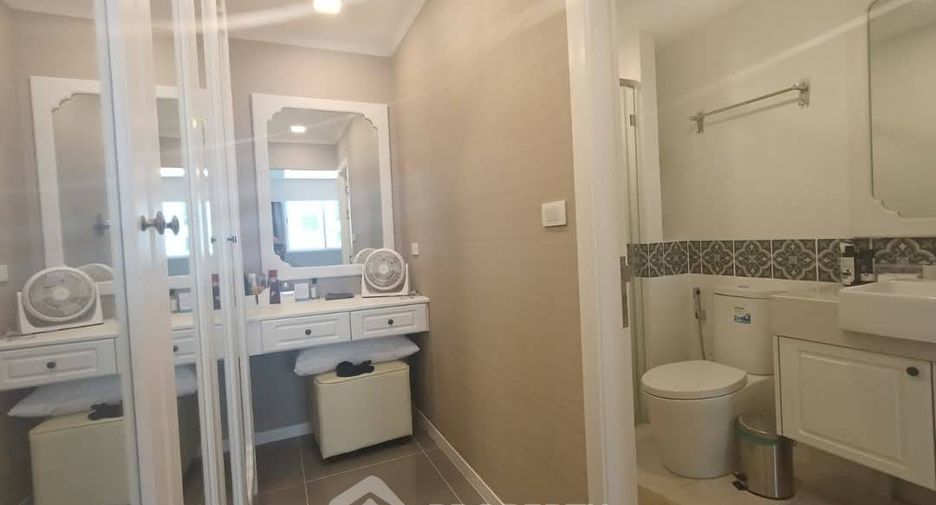 For sale 2 ベッドルーム condo in Jomtien, Pattaya