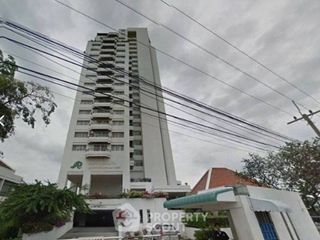 Wohnung zum Kauf mit 2 Zimmer in Si Racha, Chonburi