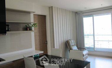 Продажа 2 спальни кондо в Пхра Кханонг, Бангкок