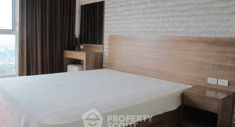À vendre 2 chambres condo à Phra Khanong, Bangkok