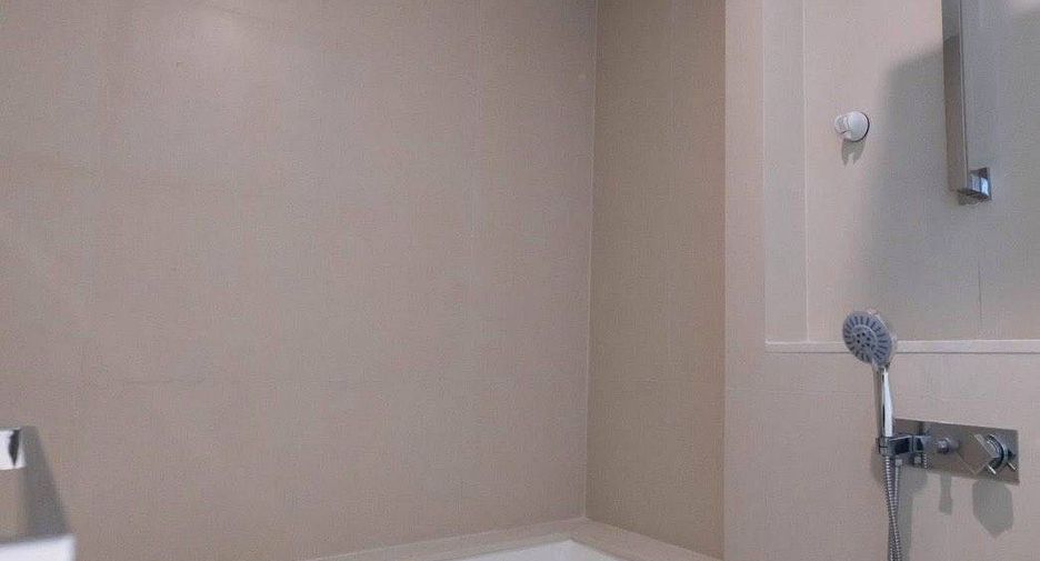Wohnung zum Kauf mit 2 Zimmer in Sathon, Bangkok