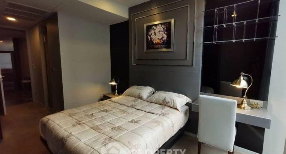 For sale 3 bedrooms condo in Watthana, Bangkok