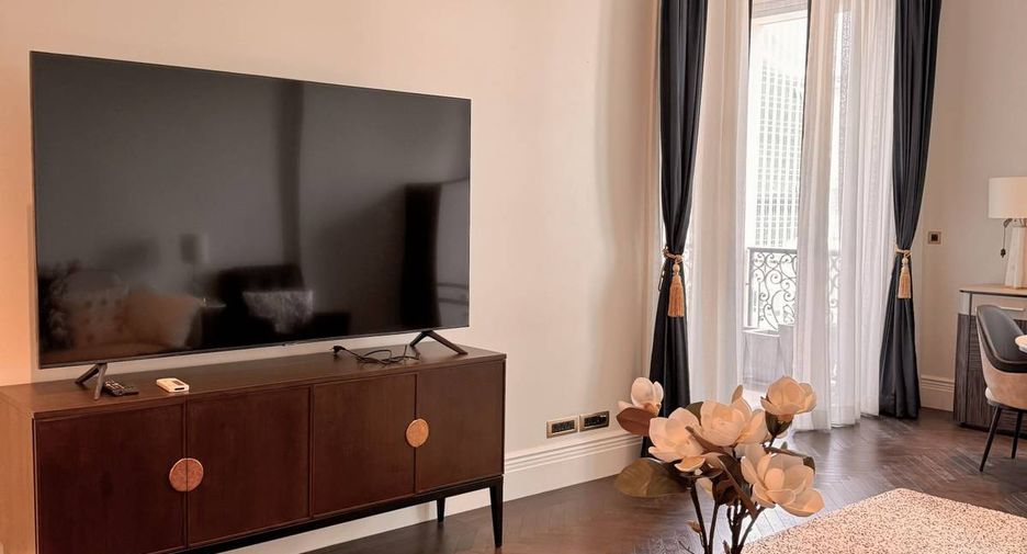 For sale 2 bedrooms condo in Pathum Wan, Bangkok