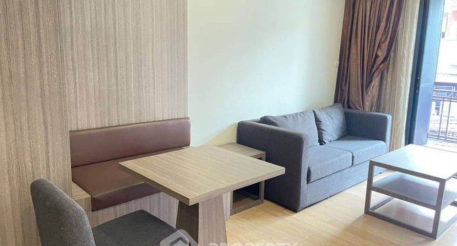 For rent 1 bed condo in Watthana, Bangkok
