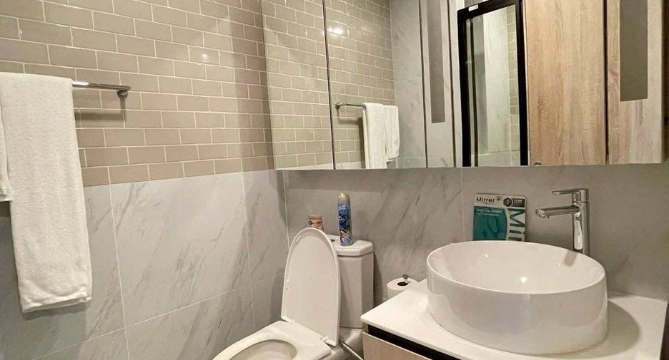 For rent 1 bed condo in Ratchathewi, Bangkok