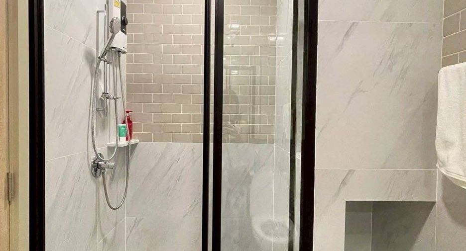 For rent 1 bed condo in Ratchathewi, Bangkok