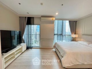 À vendre 2 chambres condo à Huai Khwang, Bangkok