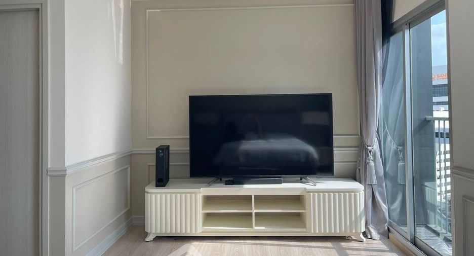 For sale 2 bedrooms condo in Huai Khwang, Bangkok