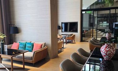 For sale 2 ベッドルーム condo in Khlong Toei, Bangkok