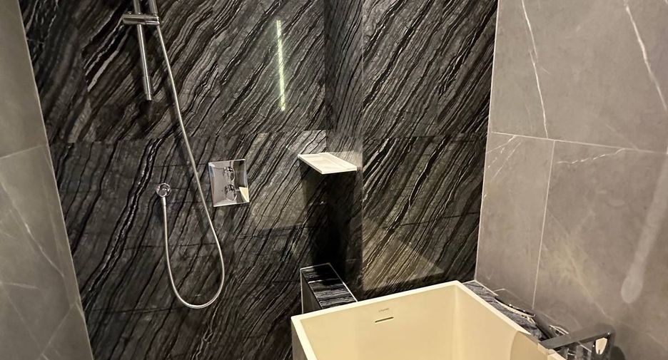 À vendre 1 chambre condo à Watthana, Bangkok