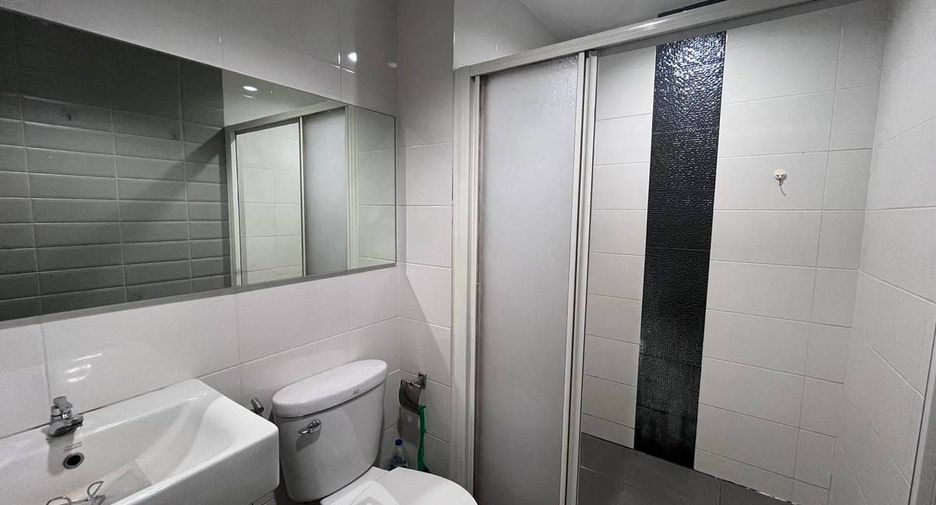 Wohnung zum Kauf mit 1 Zimmer in Huai Khwang, Bangkok